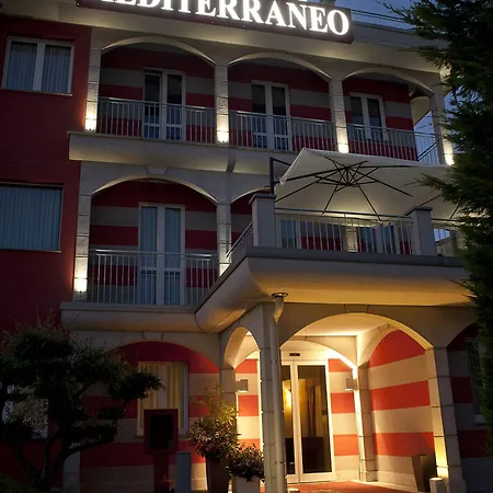 Mediterraneo Hotel 4*