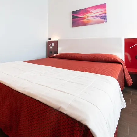Mediterraneo Hotel 4*
