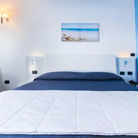 Mediterraneo Hotel Villa Cortese