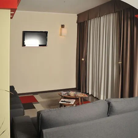 Mediterraneo Hotel Villa Cortese
