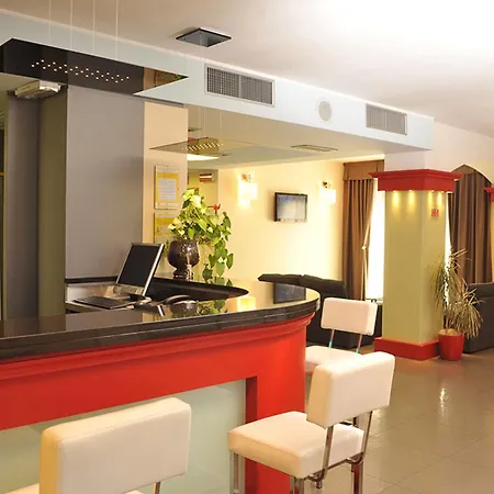 Hotel Mediterraneo 4*
