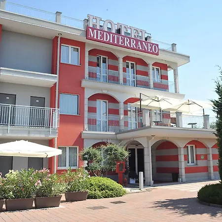 Mediterraneo 4* Villa Cortese